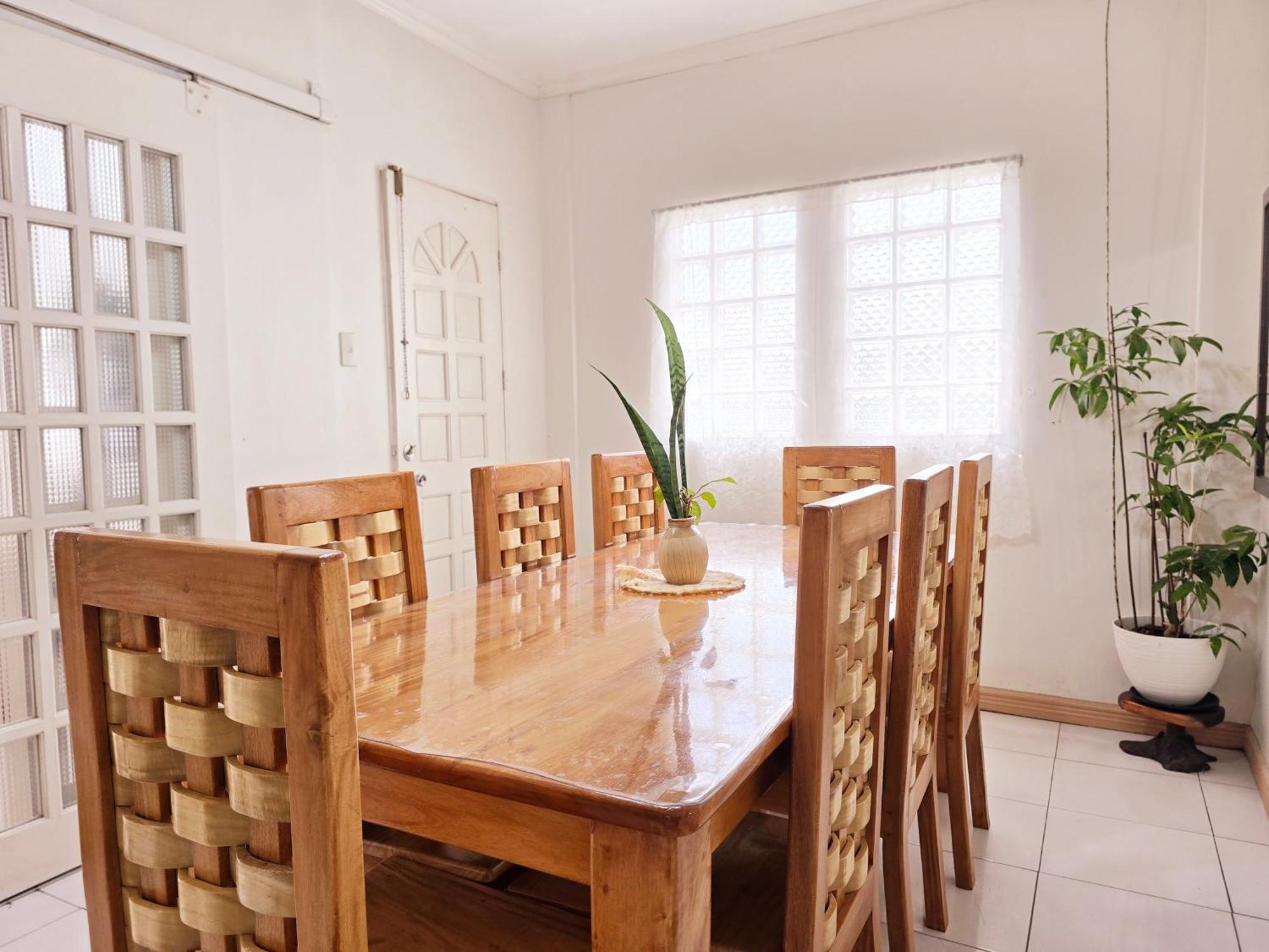 35 Amistad Guesthouse Baguio City Екстер'єр фото