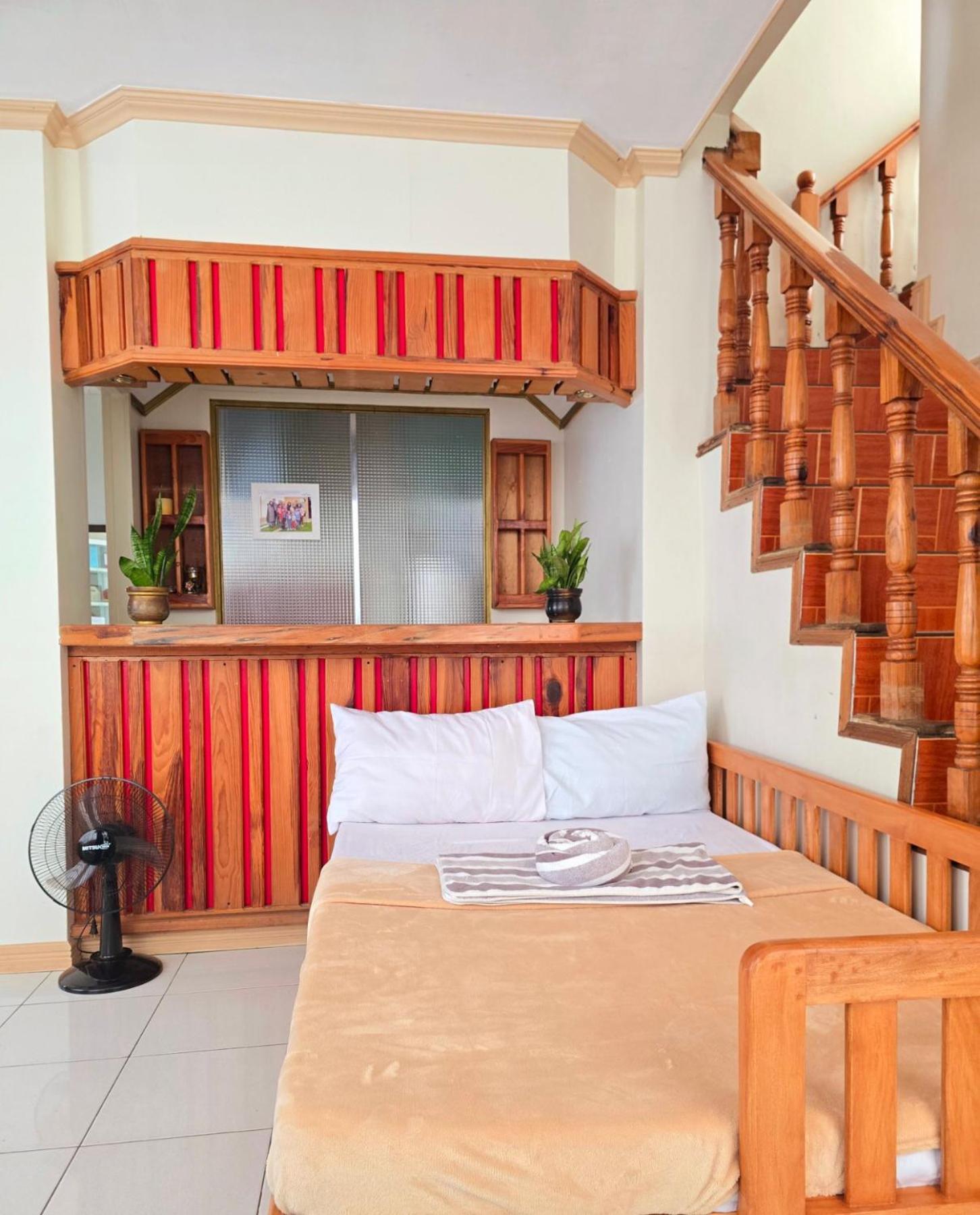 35 Amistad Guesthouse Baguio City Екстер'єр фото