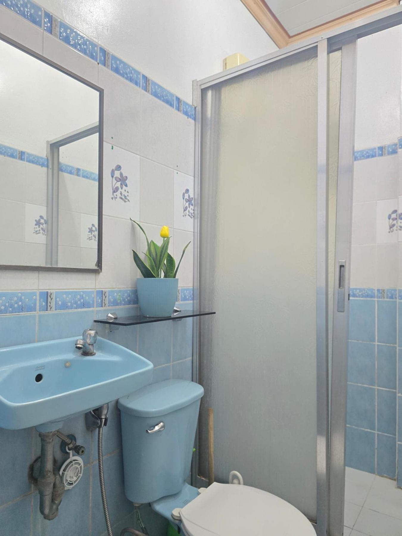 35 Amistad Guesthouse Baguio City Екстер'єр фото