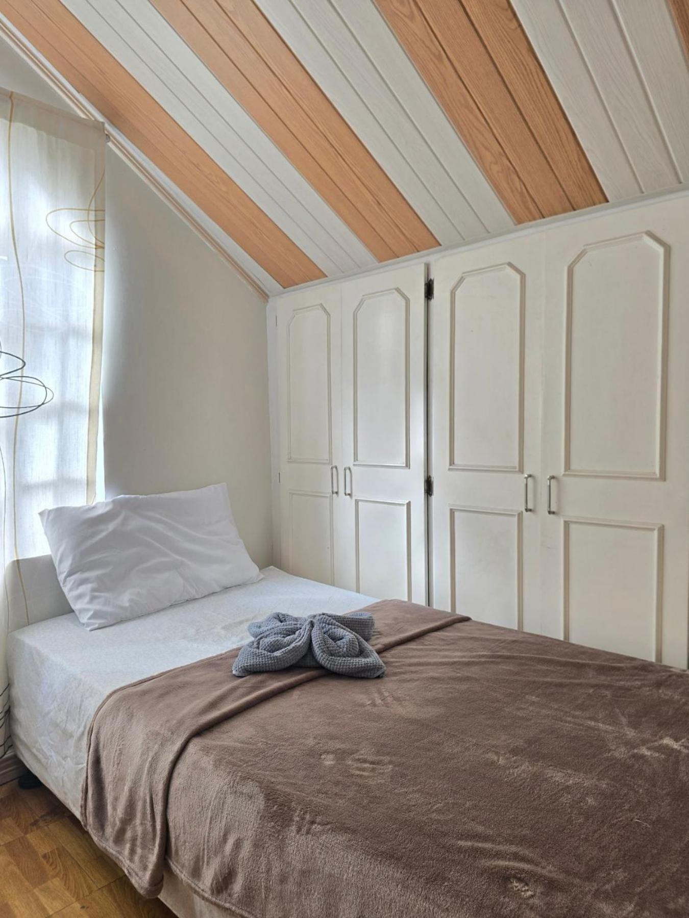 35 Amistad Guesthouse Baguio City Екстер'єр фото