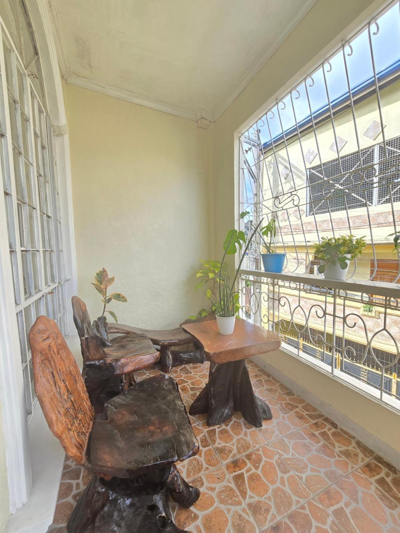 35 Amistad Guesthouse Baguio City Екстер'єр фото