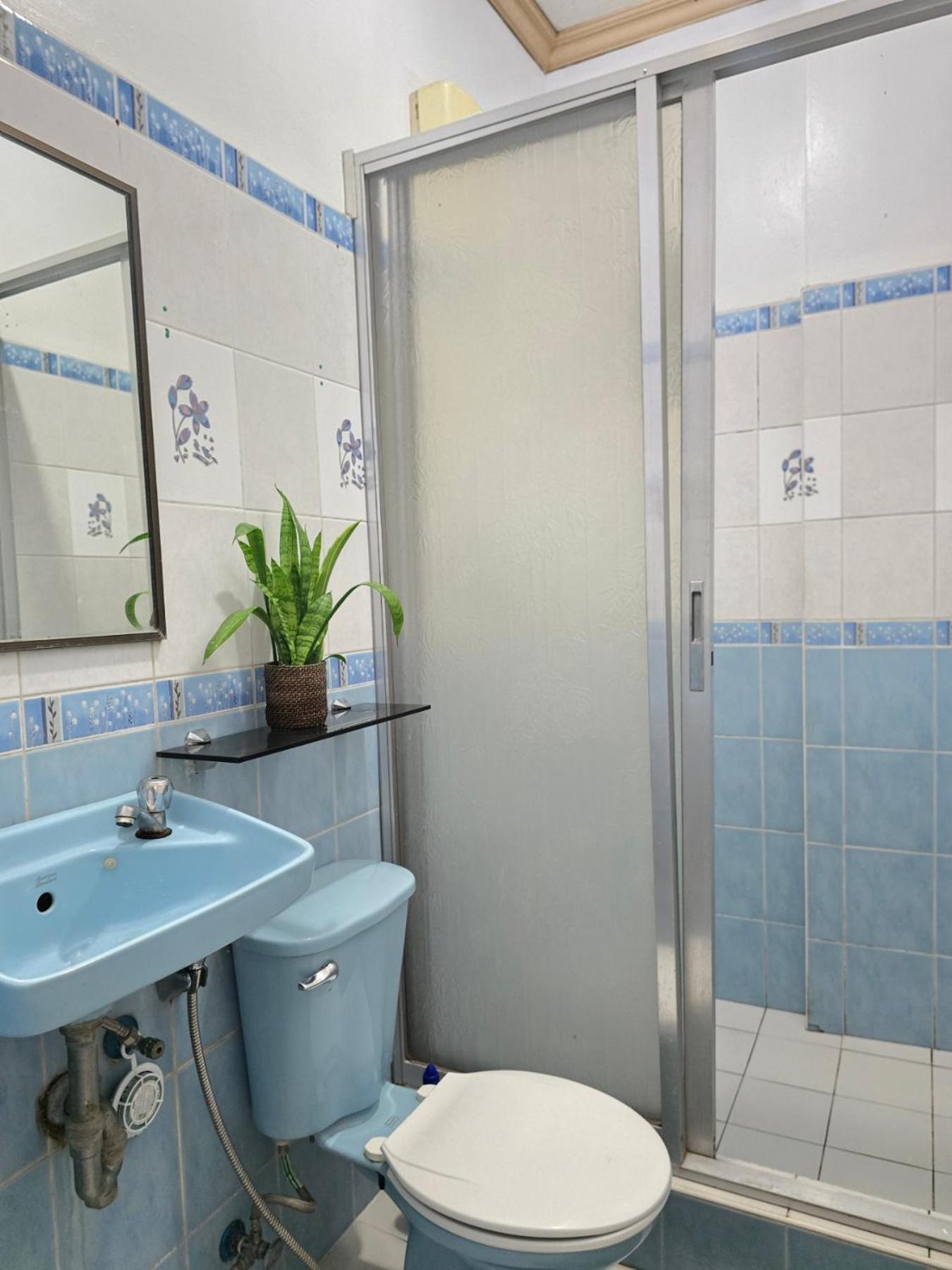 35 Amistad Guesthouse Baguio City Екстер'єр фото