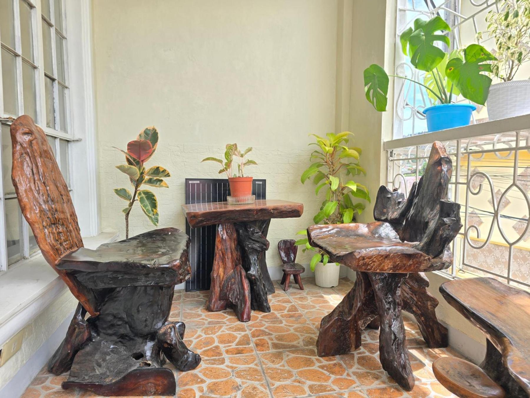 35 Amistad Guesthouse Baguio City Екстер'єр фото